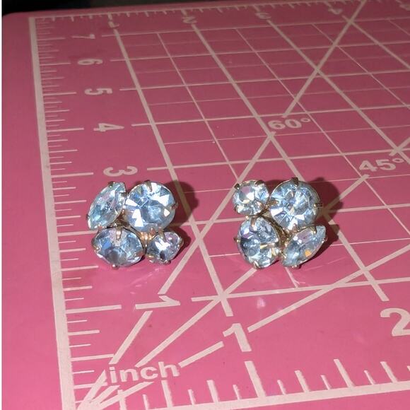 Vintage Signed Coro Blue Crystal Rhinestone Silver Tone Screw Back Earrings - Picture 5 of 5